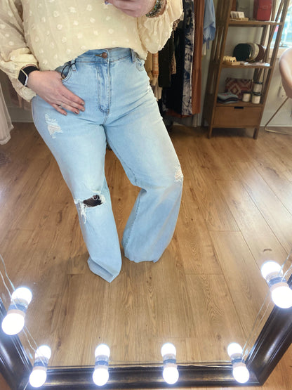 Mina Jeans